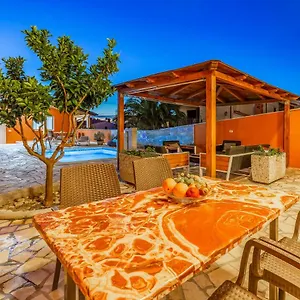 Apartament Larst, Medulin